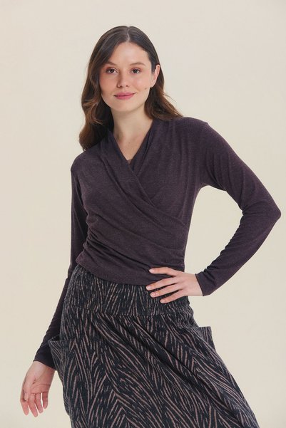 Los banditos Long-Sleeved Wrap Blouse with Draped Details