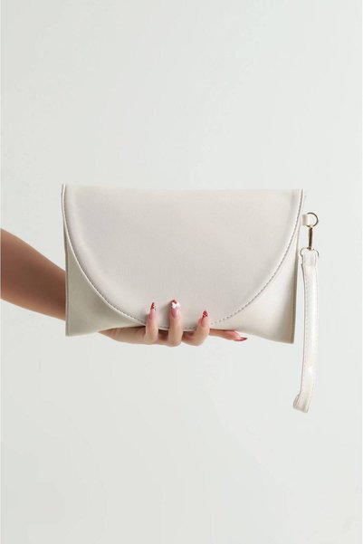 Fiori Kadın Zarf Kapaklı El Çantası Bilek Askılı Şık Portföy Clutch Çanta