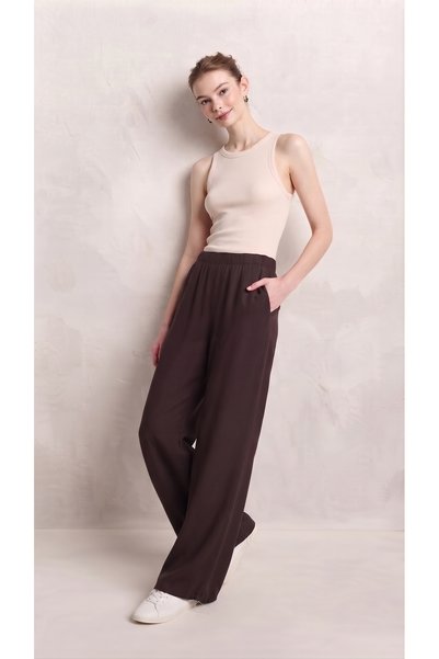 EsSo butik High-Viscose Modal Straight-Cut Sweatpants with Ruched Hem and Dra...
