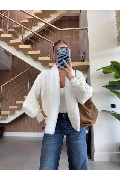 BB Bensu Buyruk Fur-Trimmed Batwing Sleeve Knitted Cardigan