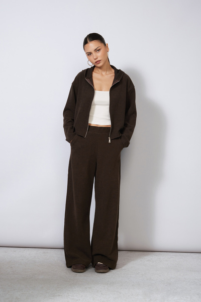 Nisan SOFT-TEXTURED PANTS WITH A ELASTIC WAISTBAND AND POCKETS, BROWN
