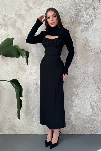 bysocafashion فستان نسائي أسود بفتحة صدر.