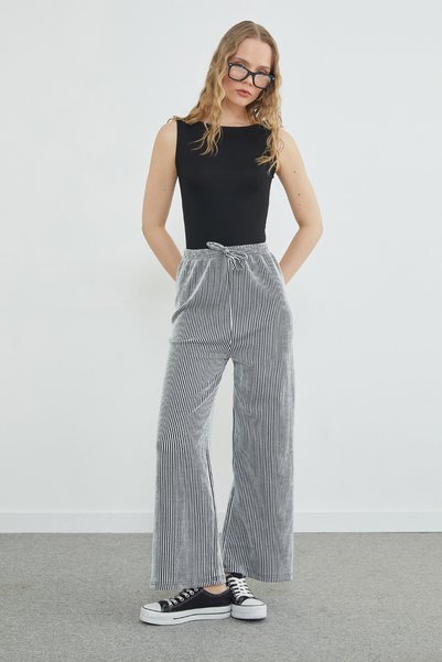 Fulla Moda Striped Wide Leg Trousers with Elastic Waist