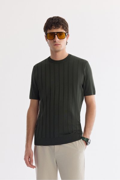Avva Men's Khaki Crew Neck Easy Ü Tulle Enen Anti-Wrinkle Regular Fit Knitwea...