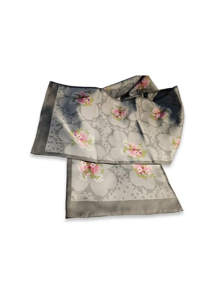 OSM EČarfÄ lungÄ / TraversÄ de masÄ din satin gri argintiu cu imprimeu floral...