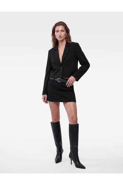 Koton Klasik Yaka Uzun Kollu Crop Blazer Ceket