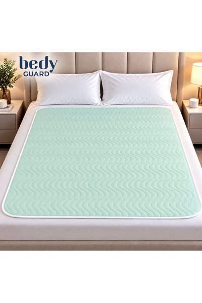 BEDY GUARD MULTI SOFT – 5 KATLI YÜKSEK EMİCİ, YIKANABİLİR, SIVI GEÇİRMEZ YEŞİL HASTA ALTI PEDİ | KENAR BİYELİ | 90 × 130 CM