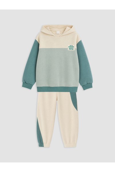 LC Waikiki LCW Baby Beige Color Blocked Boys' Sweatsuit Set, Featuring the AL...