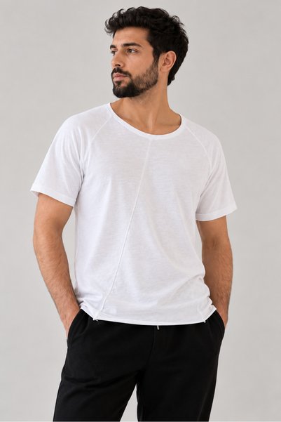 Unisex Beyaz %100 Pamuk Bisiklet Yaka Dikiş Detaylı Tişört