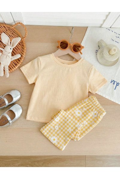 Evendi Suit, Yellow
