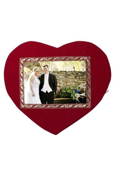 STAR FILM Sublimation-printed red pillow with border - horizontal