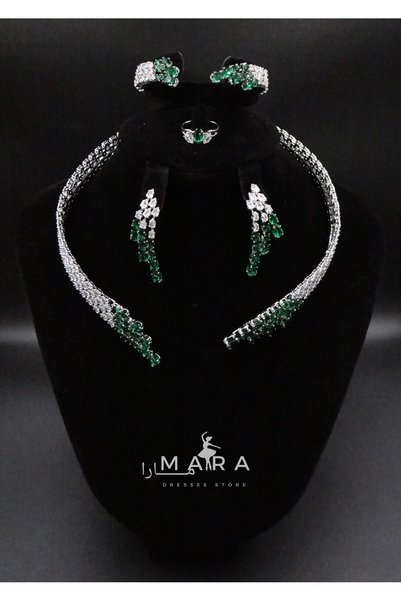Mara طقم الزمرد الأخضر - Emerald