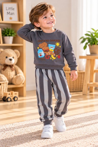 SERPİL Boys' "Certified Snacker" Printed Sweatshirt and Striped Jogger Sweatp...