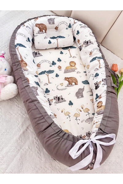 Take Two By Styli Charcoal Safari Print Baby Nest with Pillow