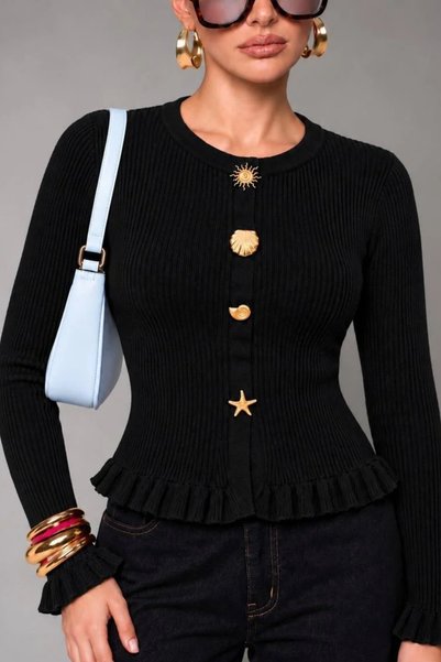 oshebu Crew Neck Knit Cardigan with Button Accents