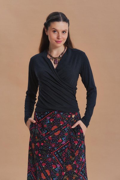 Los banditos Long-Sleeved Wrap Blouse with Draped Details