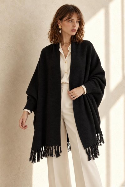 AFVENTE Almira Women's Tasseled Oversized Knit Poncho, Black