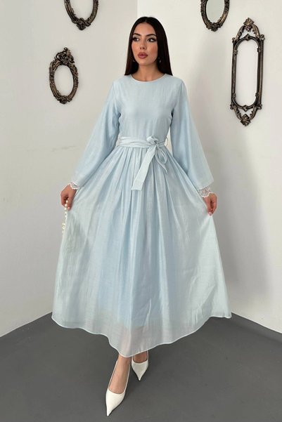 bysocafashion فستان نسائي مزين بتفاصيل من الدانتيل على الأكمام، وبطانة من قما...