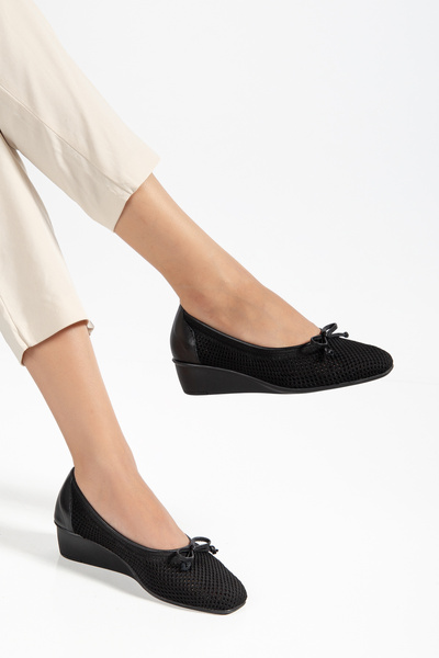 Elile Shoes حذاء نسائي مريح بكعب عريض من التريكو الأصلي، مقاسات 33-34-35، يصل...