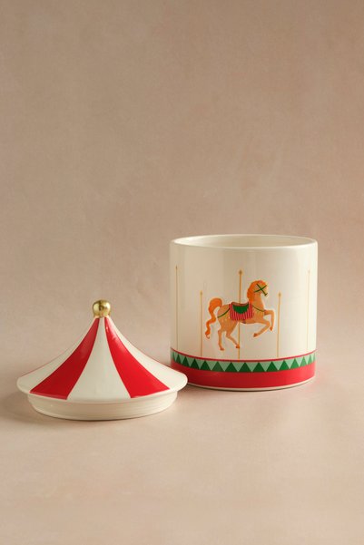 Karaca New Year Yılbaşı Carousel Saklama Kabı 22 cm