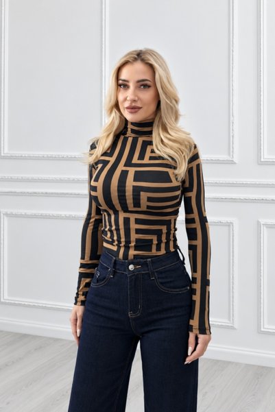 FashionForYou Γυναικεία λεπτή μπλούζα Lady Liza με γεωμετρικό σχέδιο λαβύρινθ...