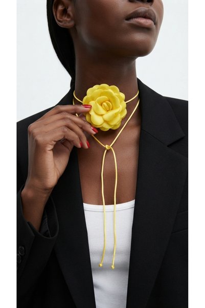 Âlâ Atelier Lace-Up Fabric Flower Choker Necklace Rose Necklace