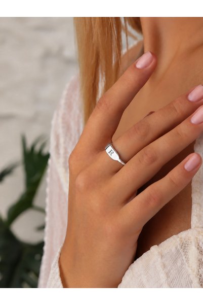 TAKI USTASI Kişiye Özel Harf İşlemeli Minimal Yüzük 925 Ayar Orjinal Gümüş