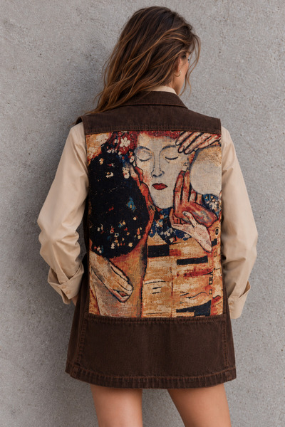 Oriandina Klimt Öpücük Dokuma Pencereli Özel Tasarım Kahverengi Denim Kot Yelek