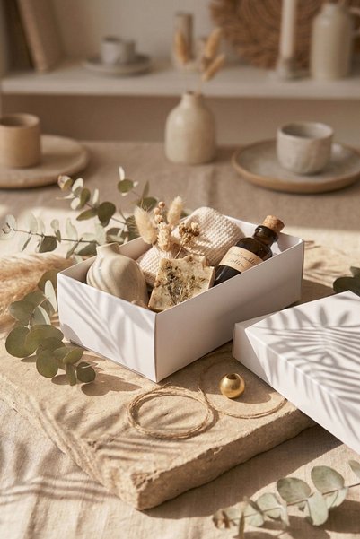 Kutu Ambarı Beyaz Kutu Karton Hediye Kutusu 10x17x6 cm