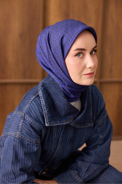 Silk Home وشاح حرير تويل أحادي اللون أرجواني داكن 90x90