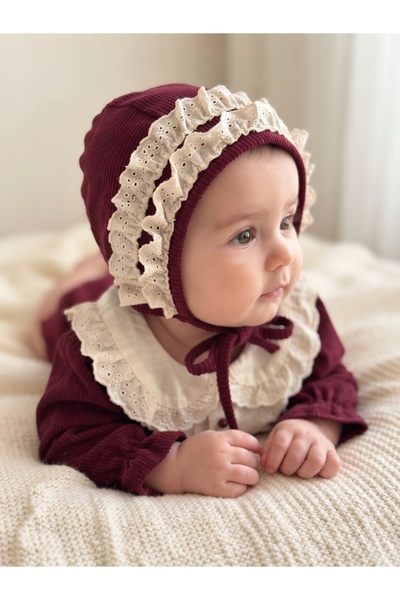 aysskids Velvet vintage guipure detailed baby girl bonnet hat