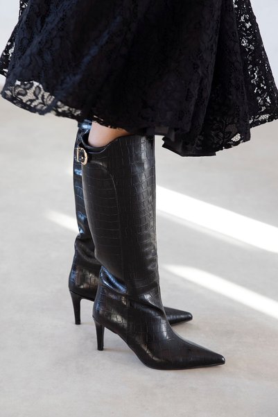 STRASWANS Silvia Women's Belt Detail Crocodile Leather Boots Black