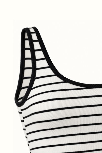 Sezgi Tekin Front and Back U-Neck Striped Tank Top