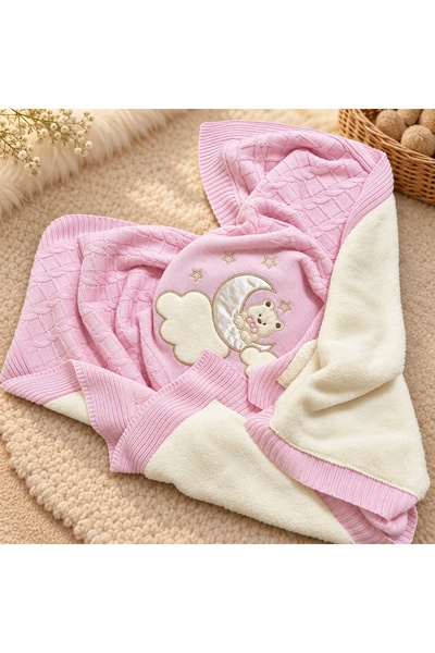 Pure Boutique Paturica bebe imblanita 85x95 cm, tricot roz cu ursulet, luna s...
