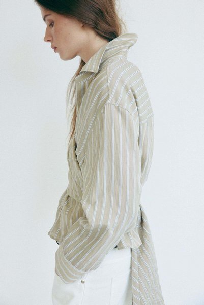 H&M Tie-detail blouse