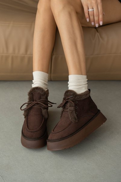 selin shoes حذاء نسائي من ماركة كاستن، بنعل سميك، ورباط، وبطانة من الفرو - لو...