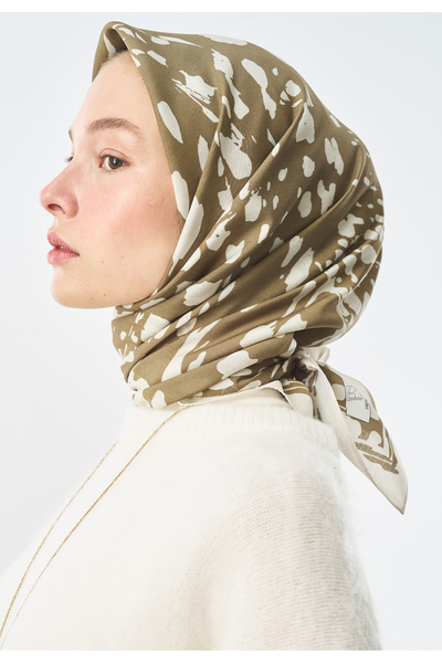 Freshscarfs Eșarfă din bumbac și mătase cu model Wild Muse, culoare cafea cu ...