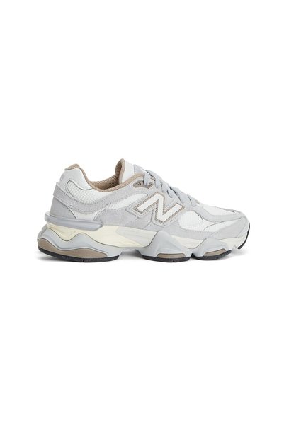 New Balance 9060 Gri Kadın Süet Spor Ayakkabı - HypeStep