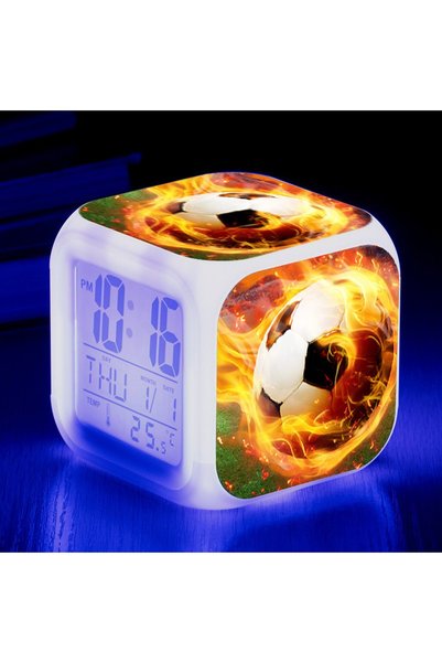 Noonedibs Ceas pătrat cu model de fotbal creativ și ciudat, cu LED-uri care î...