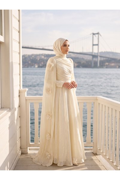 YuSeM Diana Abiye Ekru