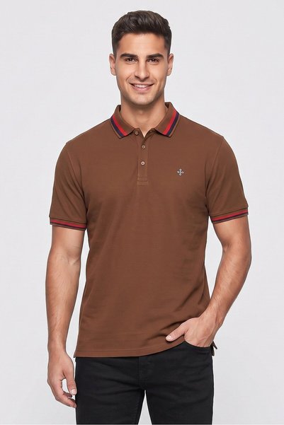 COLOR HUNT Men Regular Fit Brand Logo Short Sleeve Polo Shirt, Brown