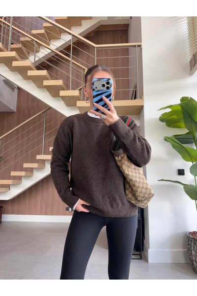 BB Bensu Buyruk COLLARED BASIC KNIT SWEATER WITH BOAT NECK