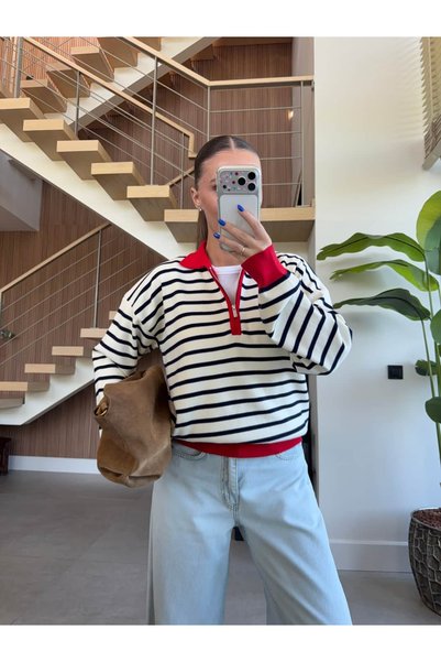 BB Bensu Buyruk STRIPED POLO COLLAR SWEATER WITH A ZIPPER
