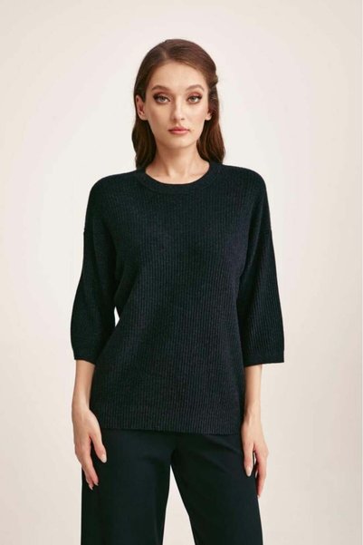 Tenda Drop Shoulder Knitted Blouse Black