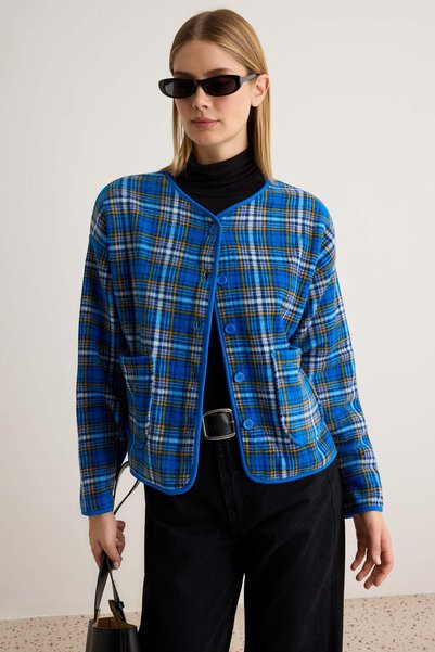 Trendyol Collection Blue-Green Plaid Printed Buttoned Oversize Fit Cropped Le...