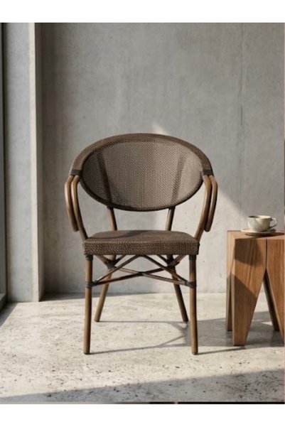 IN HOME STORE كرسي خيزران بني بتصميم عصري وأنيق للمساحات الخارجية والداخلية