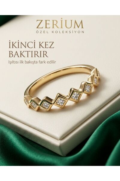 ZERİUM Trendy Women's Steel Ring with Geometric Cut and Zircon Stones, Design...