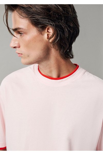 Mavi Biye Detaylı Pembe Tişört Loose Fit / Bol Rahat Kesim 0620174-70998