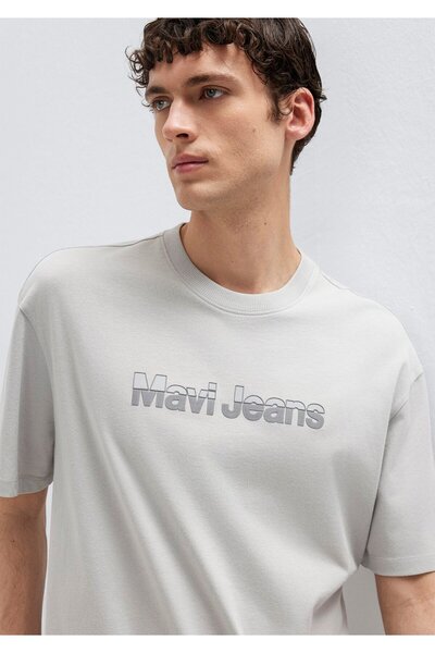 Mavi T-shirt sa sivim printom i farmerkama, širok kroj / udoban kroj 0613563-...