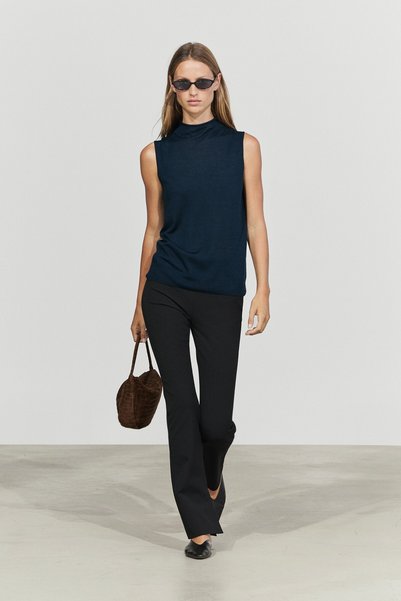 Massimo Dutti %100 yün dik yaka triko üst